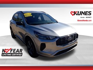 Used 2024 Ford Escape ST-Line w/ Cold Weather Package image 1