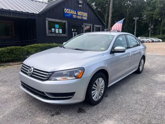 Used 2014 Volkswagen Passat 1.8T S image 1