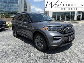 Used 2022 Ford Explorer XLT w/ Equipment Group 202A image 1