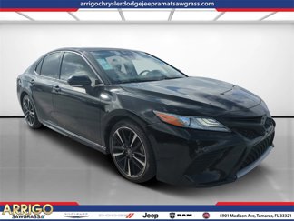Used 2019 Toyota Camry XSE image 1