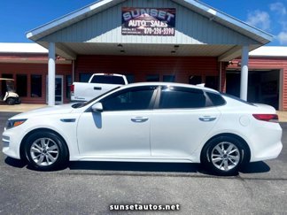 Used 2016 Kia Optima LX image 1