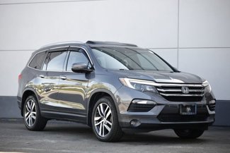 Used 2017 Honda Pilot Elite image 1