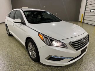 Used 2015 Hyundai Sonata SE w/ Option Group 09 image 1