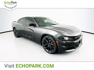 Used 2019 Dodge Charger SXT w/ Blacktop Package image 1