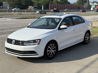 Used 2017 Volkswagen Jetta SE image 1