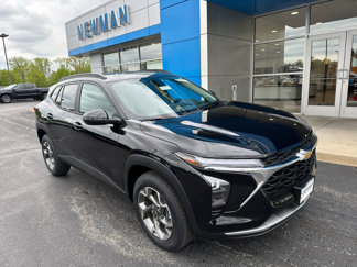 New 2025 Chevrolet Trax LT w/ Driver Confidence Package image 1