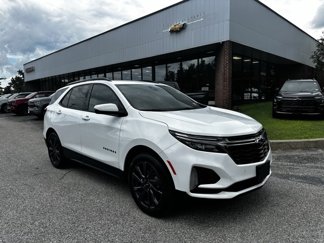 Used 2022 Chevrolet Equinox RS w/ Infotainment Package image 1