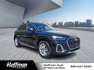 Used 2022 Audi Q5 2.0T Premium w/ Convenience Package image 1