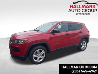 Used 2023 Jeep Compass Sport image 1