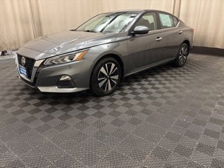 Used 2021 Nissan Altima 2.5 SV w/ SV Premium Package image 1