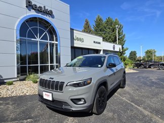 Used 2023 Jeep Cherokee Altitude Lux image 1