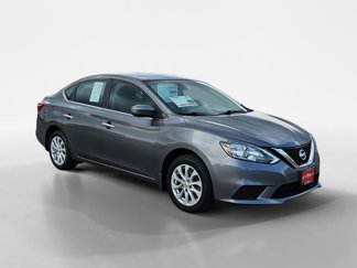 Used 2018 Nissan Sentra SV image 1