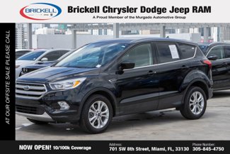 Used 2019 Ford Escape SE image 1