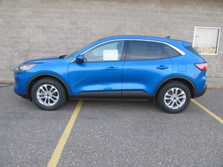 Used 2020 Ford Escape SE image 1
