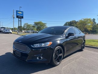Used 2016 Ford Fusion SE image 1