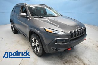 Used 2018 Jeep Cherokee Trailhawk image 1