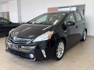 Used 2014 Toyota Prius V Five image 1