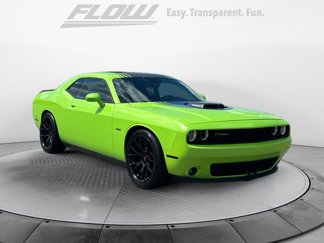 Used 2015 Dodge Challenger R/T image 1