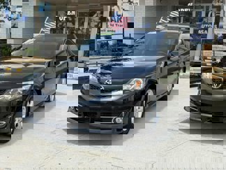 Used 2013 Toyota Camry SE image 1