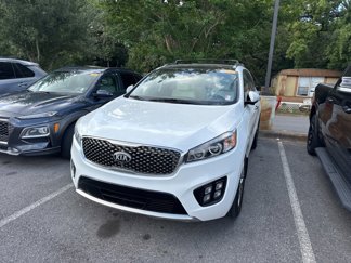 Used 2017 Kia Sorento SX image 1