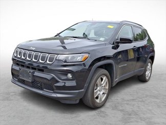 Certified 2022 Jeep Compass Latitude w/ Convenience Group image 1
