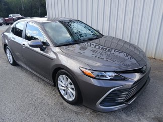 Used 2022 Toyota Camry LE video 1