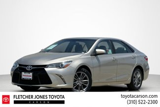 Used 2017 Toyota Camry SE image 1