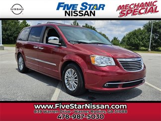 Used 2015 Chrysler Town & Country Touring-L w/ Trailer Tow Group image 1