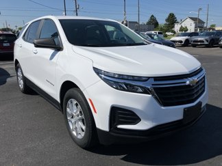 Used 2022 Chevrolet Equinox LS w/ LS Convenience Package image 1