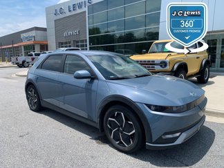 Used 2022 Hyundai Ioniq 5 SE image 1