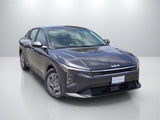 New 2025 Kia K4 LX image 1