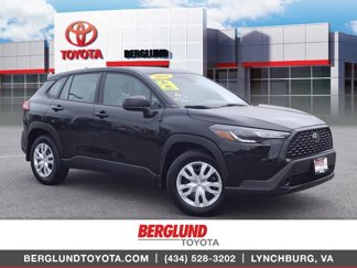 Certified 2022 Toyota Corolla Cross L image 1