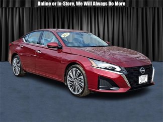 Used 2023 Nissan Altima 2.5 SL image 1