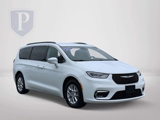 Used 2022 Chrysler Pacifica Touring-L image 1