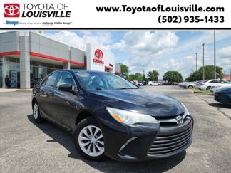 Used 2016 Toyota Camry LE image 1