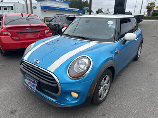 Used 2016 MINI Cooper 2-Door Hardtop image 1