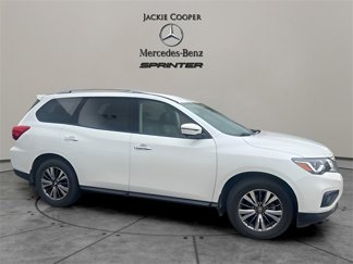 Used 2018 Nissan Pathfinder SL image 1
