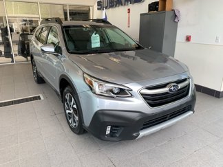 Used 2022 Subaru Outback Limited image 1