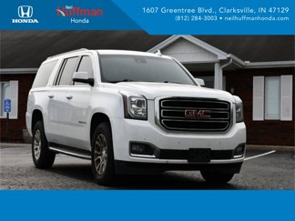 Used 2017 GMC Yukon XL SLT image 1