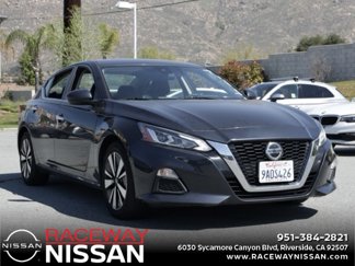 Used 2022 Nissan Altima 2.5 SV image 1