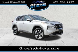 Used 2022 Nissan Rogue SV image 1