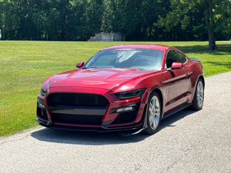 Used 2017 Ford Mustang Coupe image 1