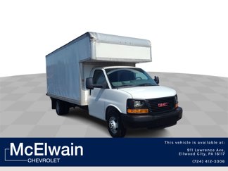 Used 2011 GMC Savana 3500 image 1