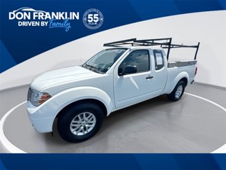Used 2021 Nissan Frontier SV image 1