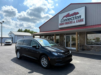 Used 2021 Chrysler Voyager Lxi image 1