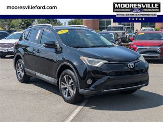 Used 2016 Toyota RAV4 XLE image 1