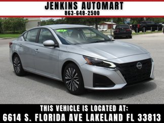 Used 2023 Nissan Altima 2.5 SV image 1
