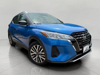 Used 2023 Nissan Kicks SV image 1