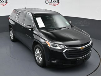 Used 2020 Chevrolet Traverse LS image 1