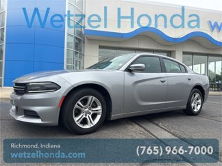 Used 2017 Dodge Charger SE image 1
